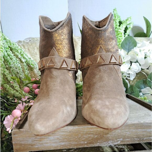 Ivy Kirzhner Bootie - Picture 5 of 13
